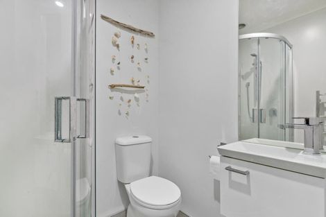 Photo of property in 9/14 Ruakiwi Road, Hamilton Lake, Hamilton, 3204