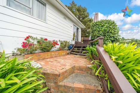 Photo of property in 4 John Street, Stokes Valley, Lower Hutt, 5019