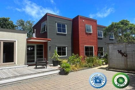 Photo of property in 11 Glen Road, Raumati South, Paraparaumu, 5032