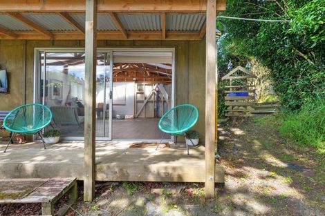 Photo of property in 1913 Paparoa Valley Road, Paparoa, 0571