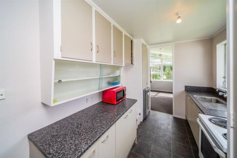 Photo of property in 21 Manawapou Road, Hawera, 4610