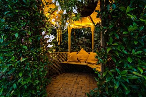 Photo of property in 10 Seine Road, Forrest Hill, Auckland, 0620