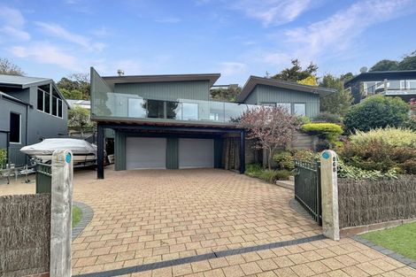 Photo of property in 868 Acacia Bay Road, Acacia Bay, Taupo, 3330