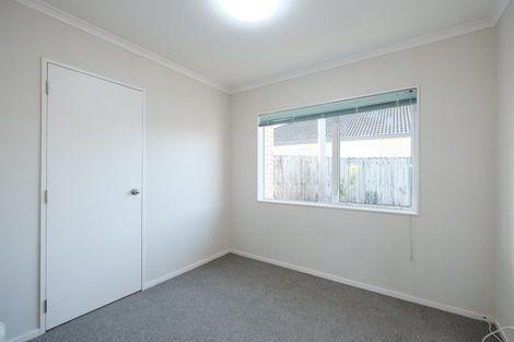 Photo of property in 2/6 Keenagh Rise, Dannemora, Auckland, 2016