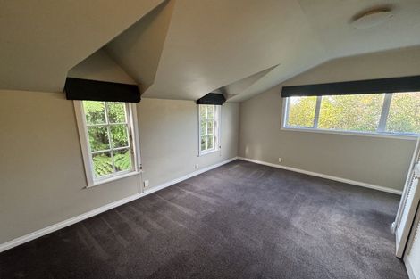 Photo of property in 27 Tawa Terrace, Tawa, Wellington, 5028