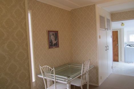 Photo of property in 51 Peach Road, Glenfield, Auckland, 0629