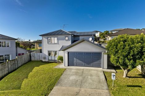 Photo of property in 14 Sapperton Drive, Henderson, Auckland, 0612