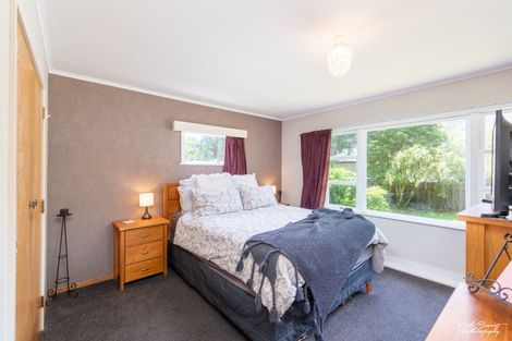 Photo of property in 10 Kopara Grove, Stokes Valley, Lower Hutt, 5019