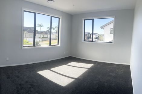 Photo of property in 1 Turbine Way, Hobsonville, Auckland, 0616