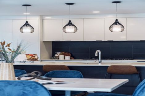 Photo of property in 25 View Road, Henderson, Auckland, 0612