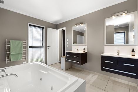 Photo of property in 30 Bates Road, Tamahere, Hamilton, 3283