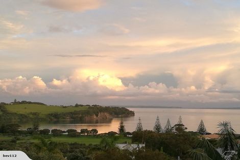 Photo of property in 1445 Whangaparaoa Road, Army Bay, Whangaparaoa, 0930