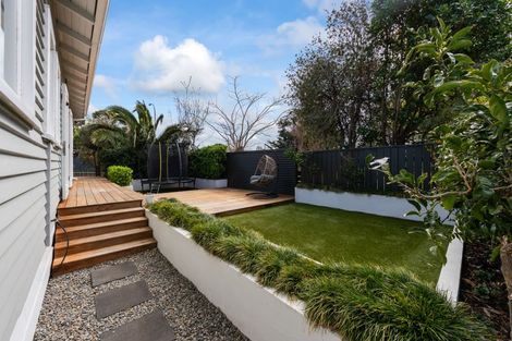 Photo of property in 50 Hollis Road, Paraparaumu Beach, Paraparaumu, 5032