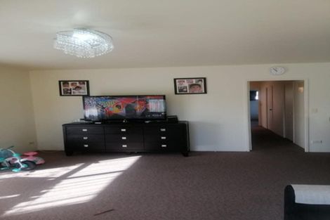 Photo of property in 3/29 Aeronautic Road, Takanini, 2112