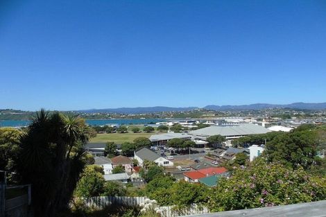 Photo of property in 17 Crawford Road, Kilbirnie, Wellington, 6022