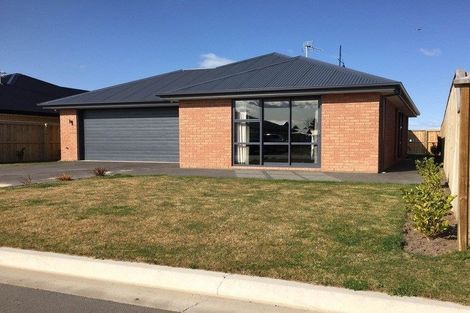 Photo of property in 127 Infinity Drive, Pegasus, 7612