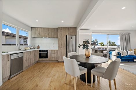 Photo of property in 50a Weldene Avenue, Glenfield, Auckland, 0629