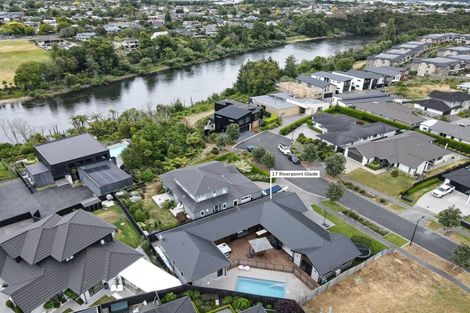 Photo of property in 17 Riverpoint Glade, Flagstaff, Hamilton, 3210