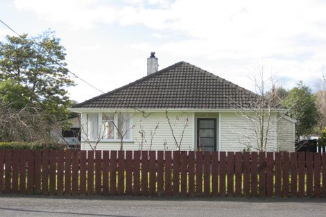 Photo of property in 40 Bibby Street, Waipawa, 4210