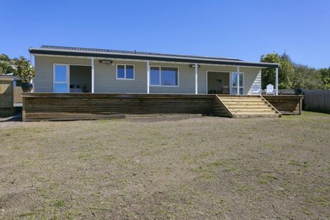 Photo of property in 12b Reeves Road, Acacia Bay, Taupo, 3330