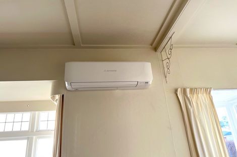 Photo of property in 21 Kemp Street, Kilbirnie, Wellington, 6022