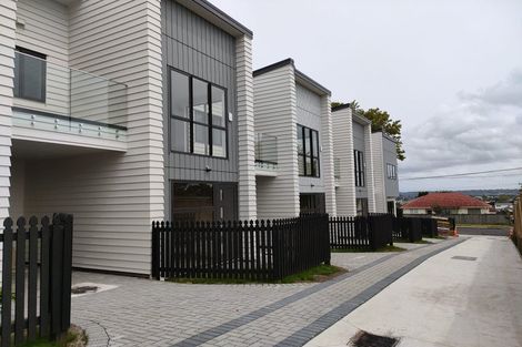 Photo of property in 1/21 Humphrey Kemp Avenue, Henderson, Auckland, 0612