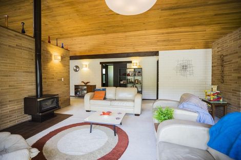 Photo of property in 28 Barlow Place, Chatswood, Auckland, 0626