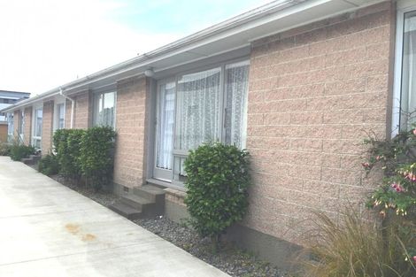 Photo of property in 2/417 Hereford Street, Linwood, Christchurch, 8011