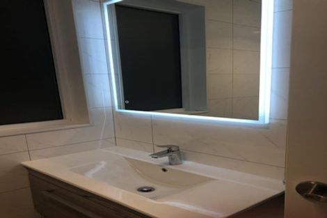 Photo of property in 208 Wainui Road, Silverdale, 0932