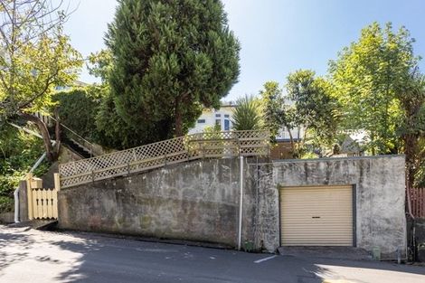 Photo of property in 26 Coote Road, Bluff Hill, Napier, 4110