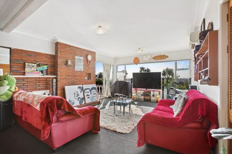 Photo of property in 85 Glengarry Road, Glen Eden, Auckland, 0602