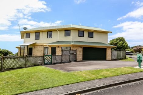 Photo of property in 96a Branch Road, Highlands Park, New Plymouth, 4312
