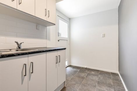 Photo of property in 94 Shakespeare Street, Leamington, Cambridge, 3432