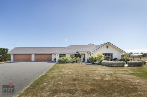 Photo of property in 75 Spur Road West, Colyton, Feilding, 4775