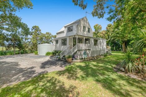 Photo of property in 2162 State Highway 16, Helensville, 0875