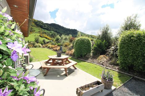 Photo of property in 43 Tara Hills Drive, North Taieri, Mosgiel, 9092