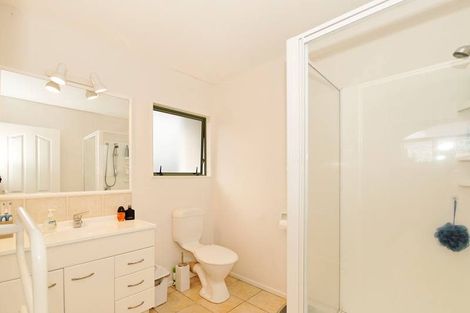 Photo of property in 151e Colwill Road, Massey, Auckland, 0614