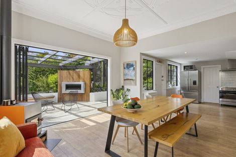Photo of property in 153 Victoria Road, Saint Clair, Dunedin, 9012