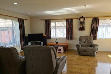 Photo of property in 6 Anrath Close, East Tamaki, Auckland, 2016