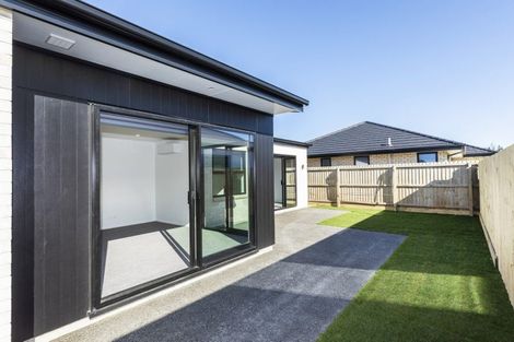 Photo of property in 5 Rita Angus Road, Belfast, Christchurch, 8051