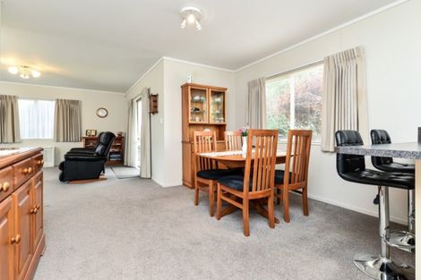 Photo of property in 17 Drake Place, Fairview Downs, Hamilton, 3214