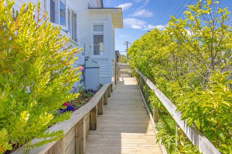 Photo of property in 2c Saint Leonard Street, Saint Johns Hill, Whanganui, 4501