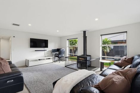 Photo of property in 9 Lawrence Drive, Rolleston, 7614