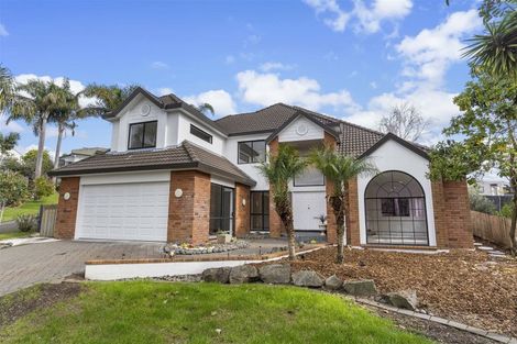 Photo of property in 48 Wiltshire Place, Somerville, Auckland, 2014