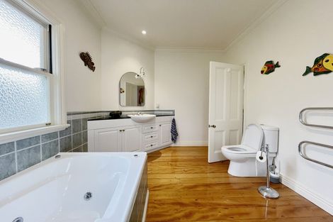 Photo of property in 7 Grahame Street, Devonport, Auckland, 0624