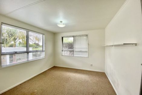 Photo of property in 60a Swaffield Road, Papatoetoe, Auckland, 2025