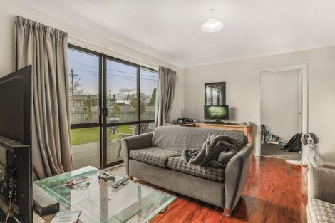 Photo of property in 24 Lincoln Road, Manurewa East, Auckland, 2102
