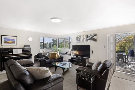 Photo of property in 1/20 Coroglen Avenue, Birkenhead, Auckland, 0626