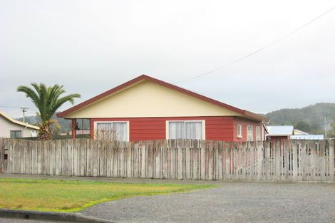 Photo of property in 45 Omapere Street, Dobson, Greymouth, 7805
