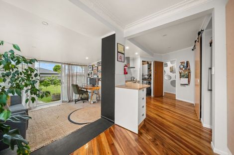 Photo of property in 43 East Street, Greytown, 5712